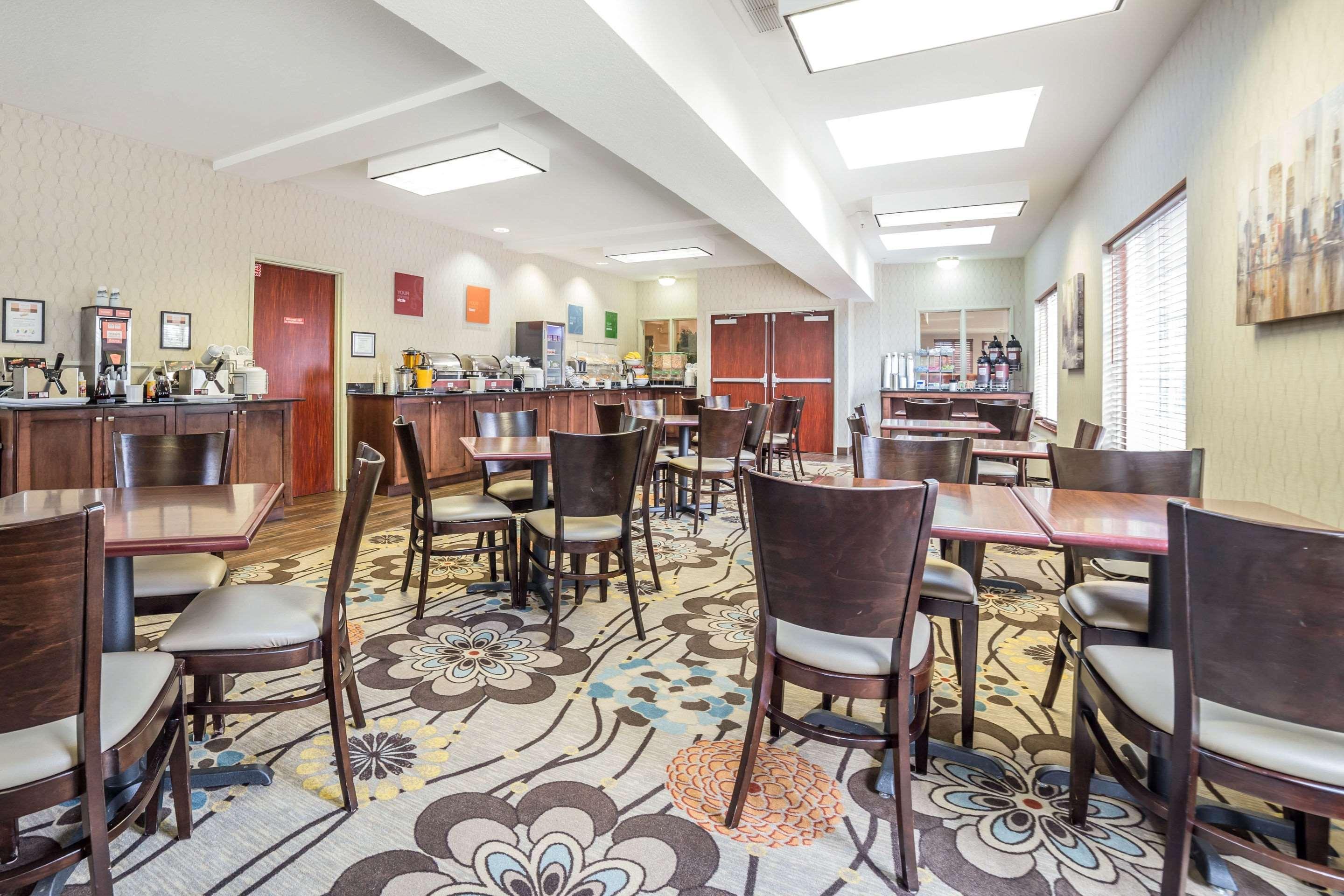 Comfort Suites Airport Солт Лейк Сити Екстериор снимка