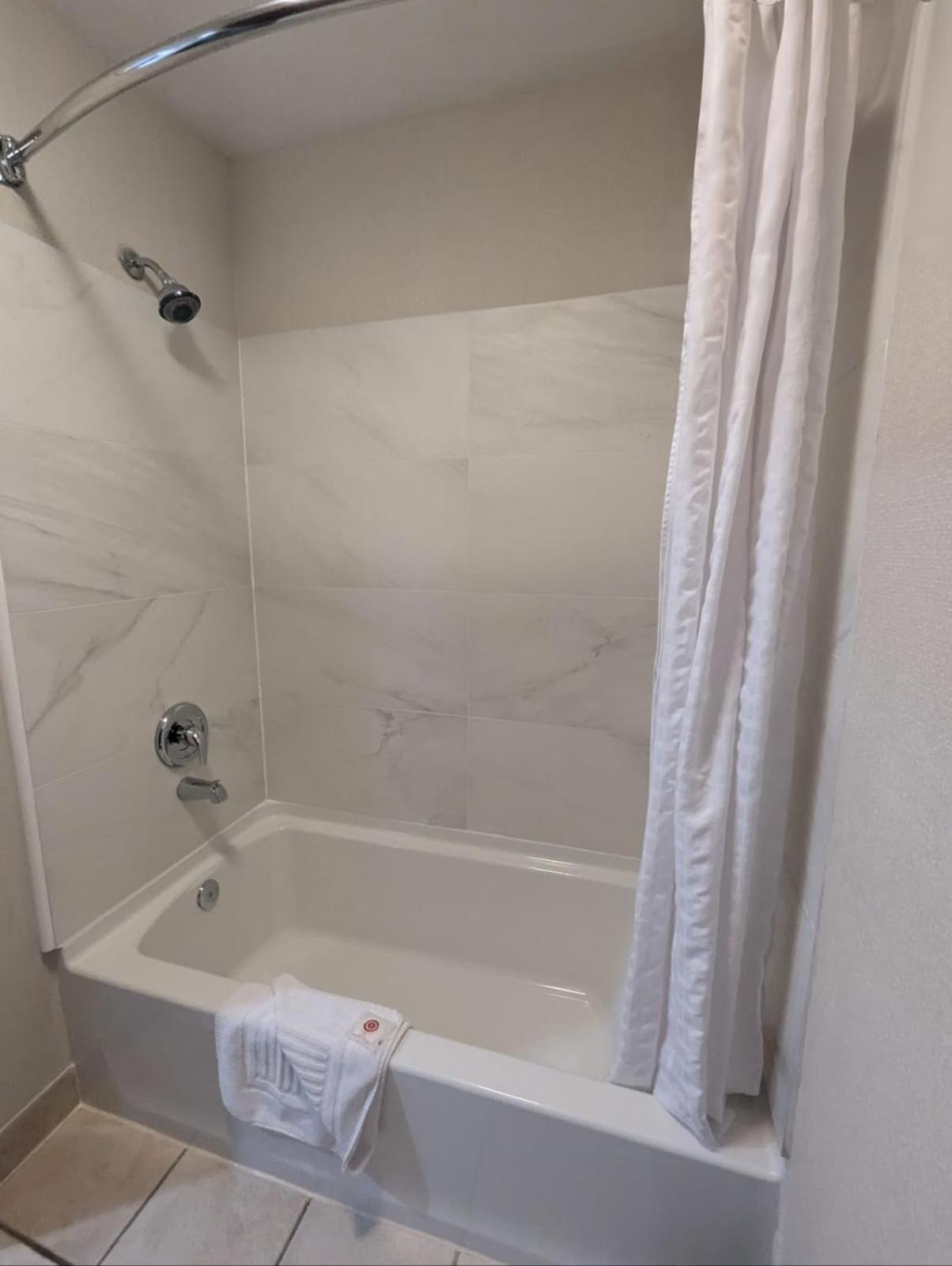 Comfort Suites Airport Солт Лейк Сити Екстериор снимка